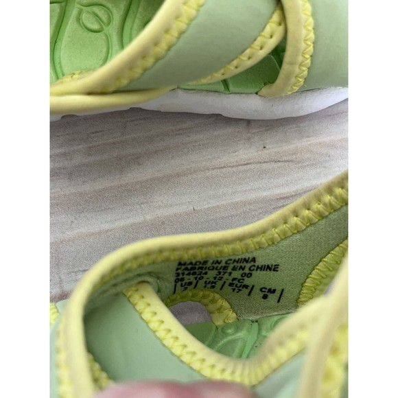Nike Toddler Sandals Green Yellow Open Toe Adjustable Size 2 - Picture 9 of 9